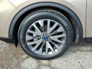 Ford Escape Hybrid 2020 Titanium 4dr SUV