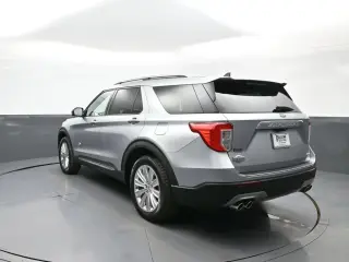 Ford Explorer 2022 AWD King Ranch 4dr SUV