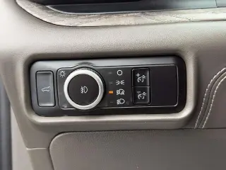 Ford Explorer 2023 AWD Platinum SUV de 4 puertas