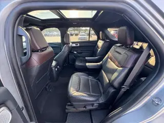 Ford Explorer 2023 AWD Platinum 4dr SUV