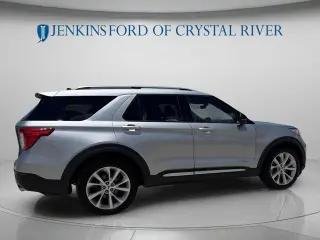 Ford Explorer 2022 AWD Platinum 4dr SUV