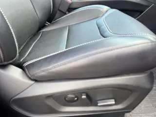 Ford Explorer 2024 AWD ST 4dr SUV