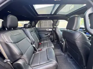 Ford Explorer 2024 AWD ST 4dr SUV