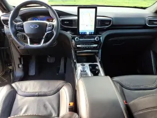 Ford Explorer 2023 AWD ST 4dr SUV