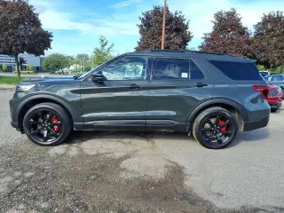 Ford Explorer 2023 AWD ST 4dr SUV