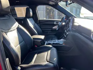 Ford Explorer 2023 AWD ST 4dr SUV