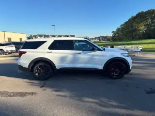 Ford Explorer 2022 AWD ST 4dr SUV