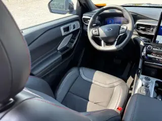 Ford Explorer 2024 AWD ST 4dr SUV