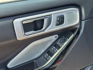 Ford Explorer 2024 AWD ST 4dr SUV
