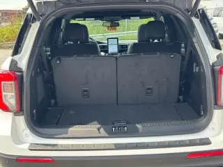 Ford Explorer 2024 AWD ST 4dr SUV