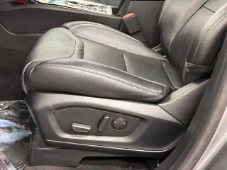 Ford Explorer 2023 AWD ST 4p SV