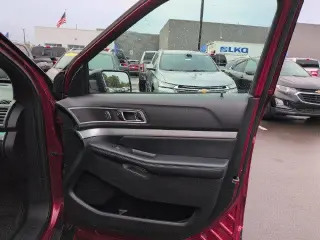 Ford Explorer 2017 AWD XLT 4dr SUV