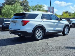 Ford Explorer Híbrido 2023 Limited 4p SUV