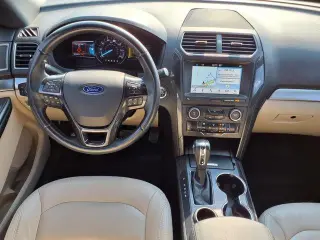 Ford Explorer 2018 XLT 4dr SUV