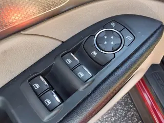 Ford Explorer 2018 XLT 4dr SUV