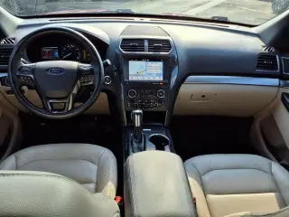 Ford Explorer 2018 XLT 4dr SUV