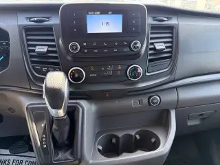 Ford Transit 2022 350 XL 3dr LWB Techo Medio Camioneta de Pasajeros