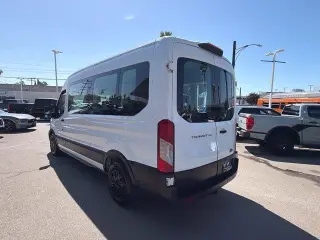 Ford Transit 2022 350 XL 3dr LWB Techo Medio Camioneta de Pasajeros