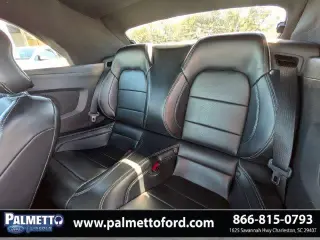 Ford Mustang 2015 EcoBoost Premium 2dr Convertible en Negro 2015 Ford Mustang EcoBoost Premium RWD 6-Velocidades Automática con Select-Shift EcoBoost 2.3L I4 GTDi DOHC Turbocharged VCT Ubicacion en 1625 Savannah Hwy en Charleston Carolina del Sur. Llama a