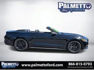 Ford Mustang 2015 EcoBoost Premium 2dr Convertible en Negro 2015 Ford Mustang EcoBoost Premium RWD 6-Velocidades Automática con Select-Shift EcoBoost 2.3L I4 GTDi DOHC Turbocharged VCT Ubicacion en 1625 Savannah Hwy en Charleston Carolina del Sur. Llama a