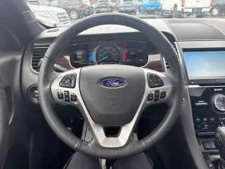 Ford Taurus 2018 AWD Limited 4dr Sedan