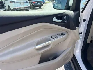 Ford C-MAX Híbrido 2015 SEL 4dr Wagon