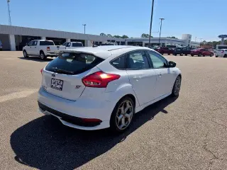 Ford Focus 2017 ST 4pt Hatchback