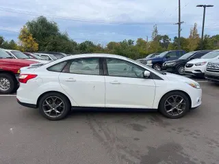 Ford Focus 2013 SE 4dr Sedán
