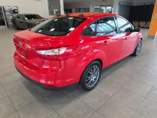 Ford Focus 2014 SE 4p Sedano