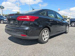 Ford Focus 2016 S 4p Sedan