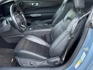 Ford Mustang 2025 EcoBoost Premium 2d Fastback