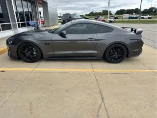 Ford Mustang 2019 GT Premium 2dr Fastback