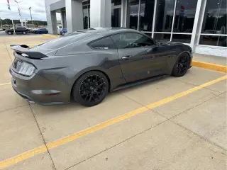 Ford Mustang 2019 GT Premium 2dr Fastback
