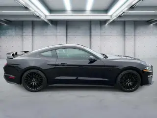 Ford Mustang 2018 GT Premium 2dr Fastback