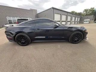 Ford Mustang 2021 GT Premium 2dr Fastback