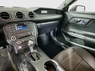 Ford Mustang 2016 V6 2dr Fastback
