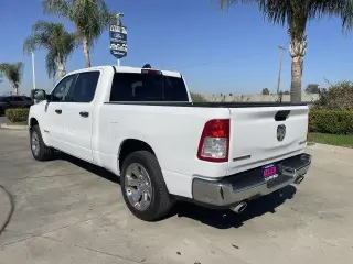 Ram 1500 2023 4x4 Lone Star 4dr Crew Cab 6.4 ft. SB Pickup