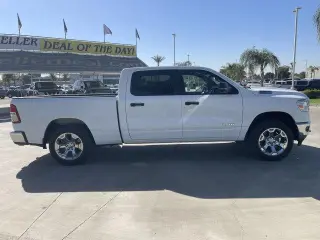 Ram 1500 2023 4x4 Lone Star 4dr Crew Cab 6.4 ft. SB Pickup