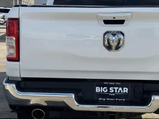 Ram 1500 2022 4x4 Big Horn 4p Puerta trasera Crew Cab 6.4 pies CA Camioneta