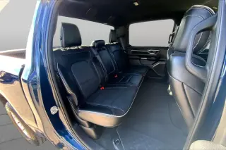 Ram 1500 2024 4x4 Laramie 4p Puerta Corta Cabina de Tripulacion 5.6 ft. SB Camioneta