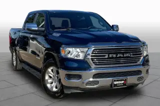 Ram 1500 2024 4x4 Laramie 4p Puerta Corta Cabina de Tripulacion 5.6 ft. SB Camioneta