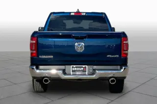 Ram 1500 2024 4x4 Laramie 4p Puerta Corta Cabina de Tripulacion 5.6 ft. SB Camioneta