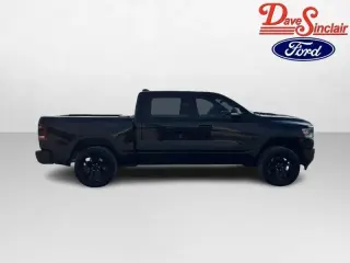 Ram 1500 2021 4x4 Laramie 4p Camioneta de cabina 5.6 ft. CB 5 plazas larga
