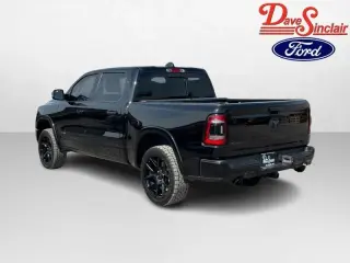 Ram 1500 2021 4x4 Laramie 4p Camioneta de cabina 5.6 ft. CB 5 plazas larga