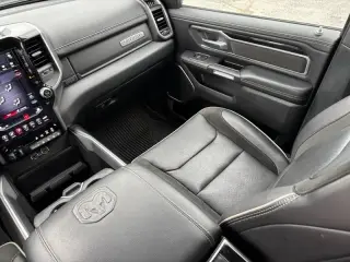 Ram 1500 2020 4x4 Laramie 4dr Crew Cab 5.6 ft. SB Pickup