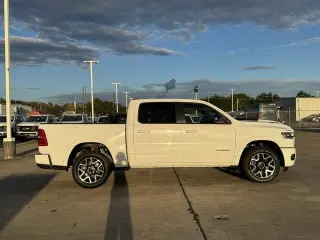 Ram 1500 2025 4x4 Laramie 4dr Crew Cab 5.6 ft. SB Pickup
