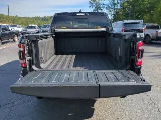 Ram 1500 2022 4x4 Limited 4p Camioneta Cabina Tripla 5,6 ft. CB Pickup