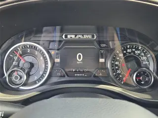 Ram 1500 2020 4x4 Big Horn Cabina Crew de 4 puertas pickup con caja de carga de 5.6 pies