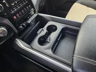 Ram 1500 2020 4x4 Big Horn Cabina Crew de 4 puertas pickup con caja de carga de 5.6 pies