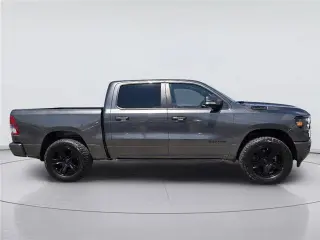 Ram 1500 2020 4x4 Big Horn Cabina Crew de 4 puertas pickup con caja de carga de 5.6 pies